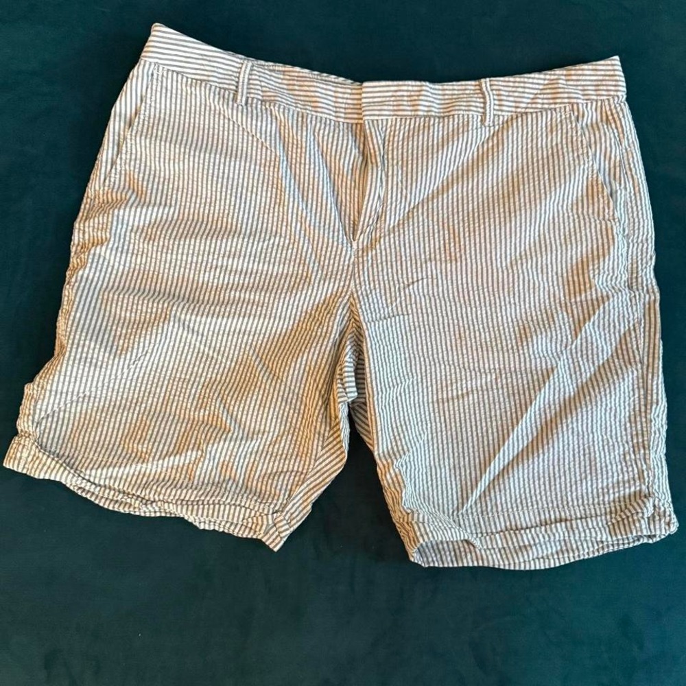 Gap Seersucker‎ Striped Shorts - Size 16